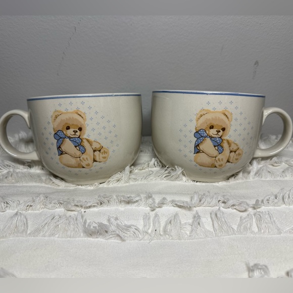 Antique/Vintage Tienshan Stoneware Teddy Bear Dish Set (2 cups 2 plates 2 bowls) - Picture 4 of 9